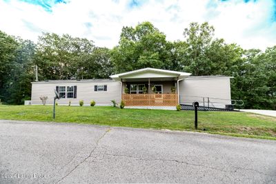 covered porch | Image 2