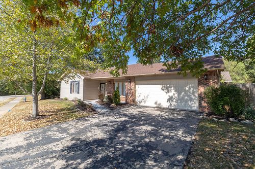 1508 S Azalea St, Columbia, MO, 65201-6280 | Card Image