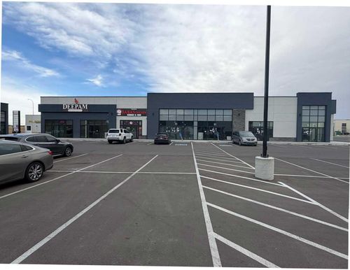 {{alt}} | Card Image