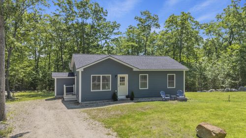 193 Dunton Rd, Naples, ME, 04055-5423 | Card Image
