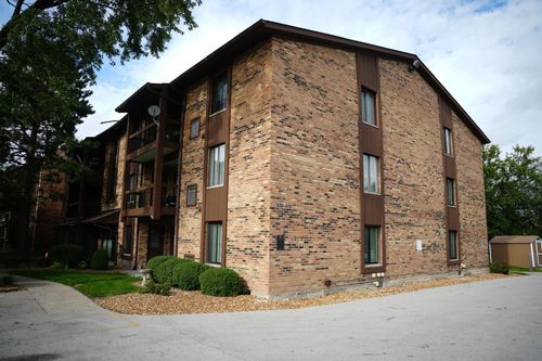 132-7505 175th Street, Tinley Park, IL, 60477 | Card Image