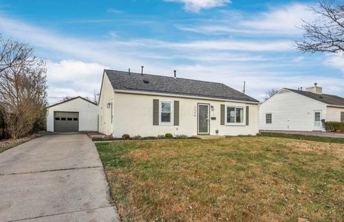 7306 Saratoga Ave, Reynoldsburg, OH, 43068-1118 | Card Image