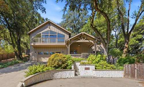 905 Robertson Road, Glen Ellen, CA, 95442 | Card Image
