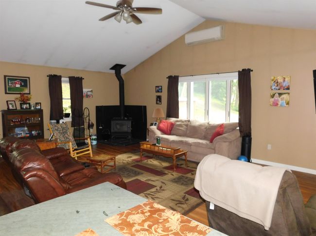 27 Van Wyck Rd, House other with 2 bedrooms, 1 bathrooms and null parking in Wallingford VT | Image 14