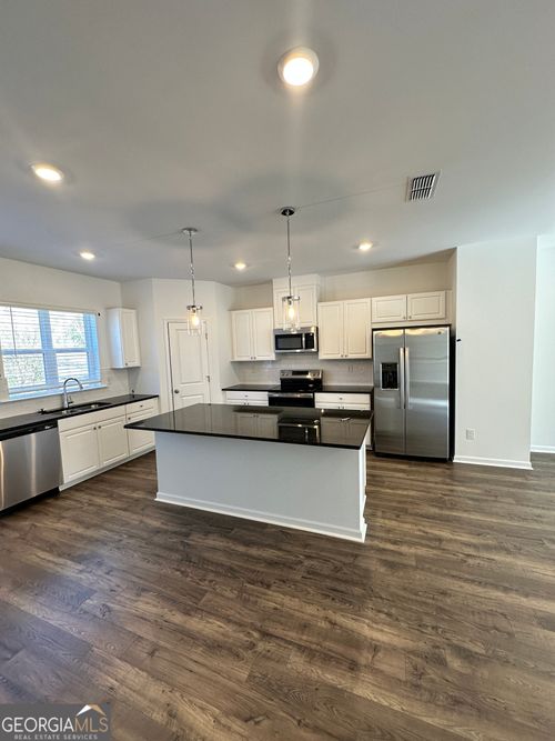 5772 Schelton Pl Se, Smyrna, GA, 30126-1132 | Card Image