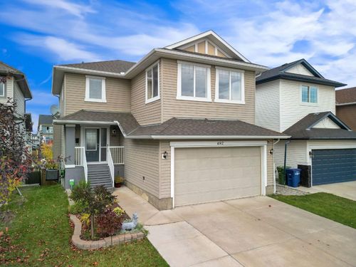 692 Luxstone Landing Sw, Airdrie, AB, T4B3L1 | Card Image