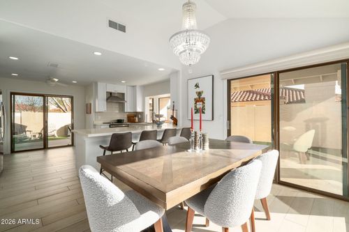 9993 E Fanfol Dr, Scottsdale, AZ, 85258-5209 | Card Image