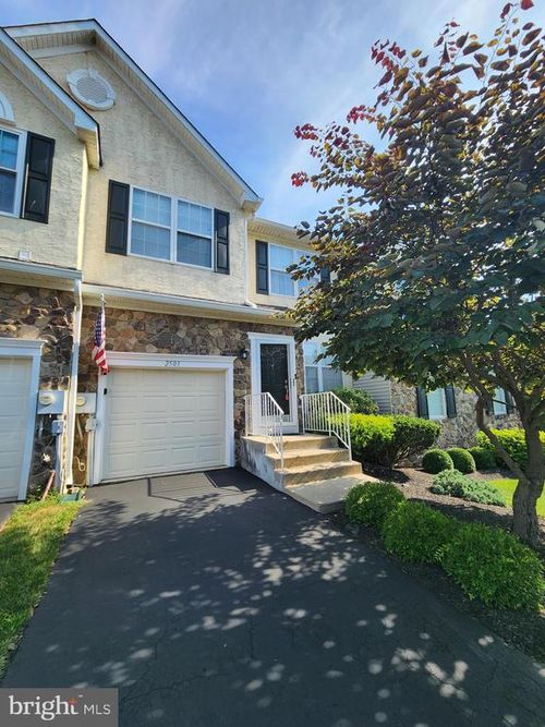 2503 Sage Wood Dr, NEWTOWN SQUARE, PA, 19073-2757 | Card Image