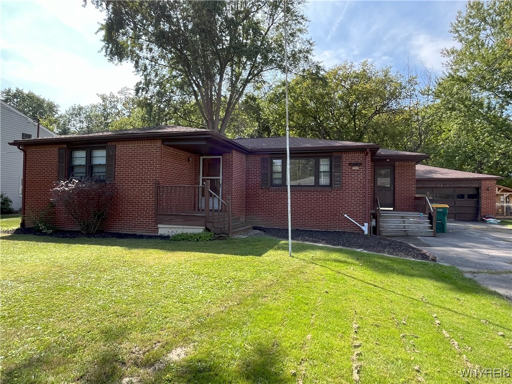 Van Peyma Rd, Hamburg, NY 14075
