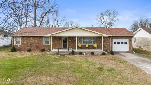 1112 Washington Ave, Seymour, IN, 47274-3132 | Card Image