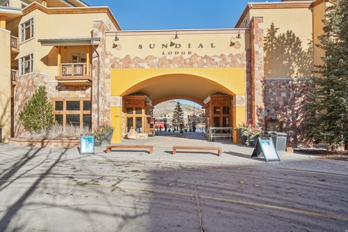 b304-3720 Sundial Ct, Park City, UT, 84098-6467 | Card Image