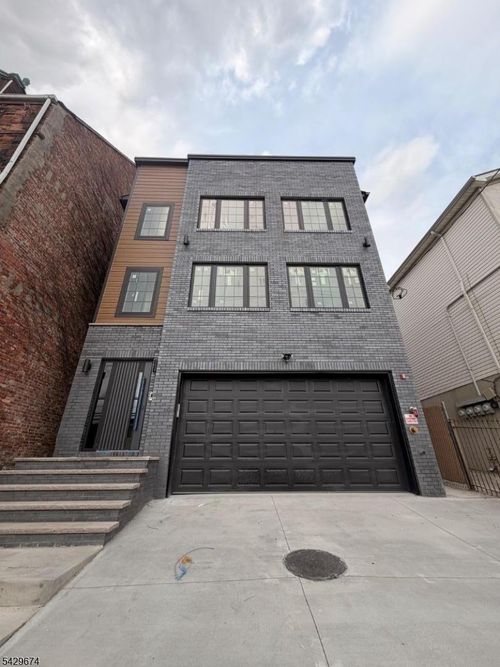 1-129 Mount Pleasant Ave, Newark, NJ, 07104 | Card Image