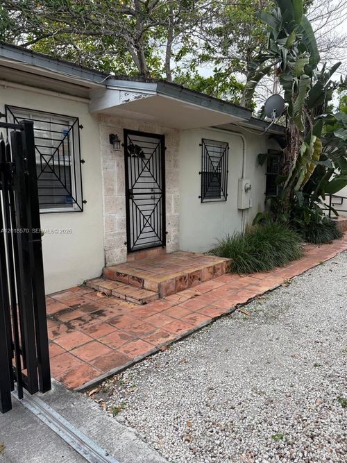 1-2916 Sw 27th Ave, Miami, FL, 33133 | Card Image
