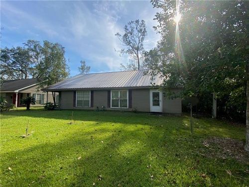 313 W 20th Ave, Covington, LA, 70433-3125 | Card Image