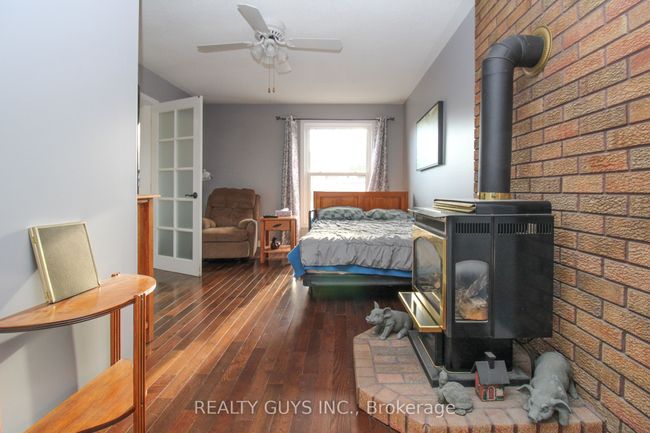 3211 County Rd 2, House other with 7 bedrooms, 4 bathrooms and 6 parking in Keene ON | Image 23