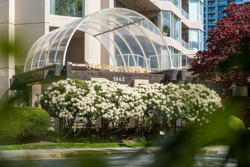 504-1065 Quayside Dr, New Westminster, BC, V3M1C5 | Card Image