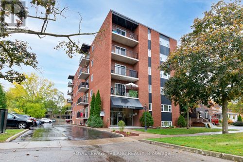 404-570 William St, London, ON, N6B3E9 | Card Image