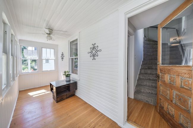 622 Illinois St, Home with 2 bedrooms, 1 bathrooms and null parking in Geneva IL | Image 4