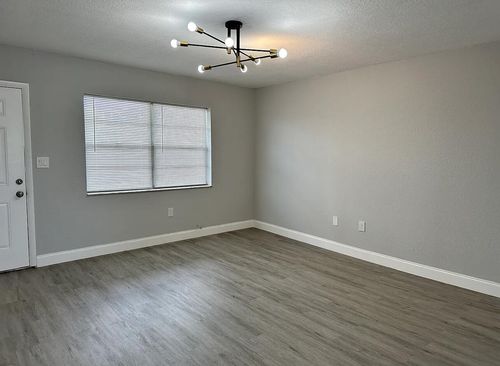 2-110 Se 7th Street, Hallandale Beach, FL, 33009 | Card Image