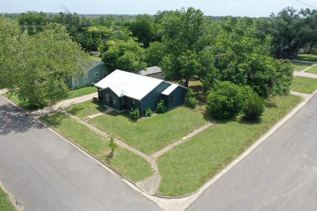 802 Cloud St, House other with 3 bedrooms, 1 bathrooms and 2 parking in Killeen TX | Image 39
