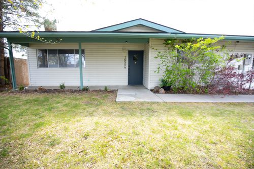 10556 Wright Avenue, Klamath Falls, OR, 97603 | Card Image