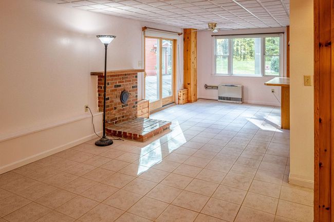 181 Charles St, Home with 0 bedrooms, 4 bathrooms and null parking in Farmington NH | Image 35
