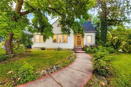 2657 Minnesota Ave, Kansas City, KS, 66102-4023 | Card Image