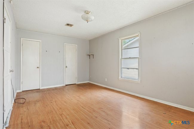 1806 S 37 Th St, House other with 4 bedrooms, 2 bathrooms and null parking in Temple TX | Image 12