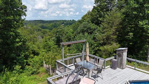 2186 Scribners Mill Rd, Culleoka, TN, 38451-2168 | Card Image