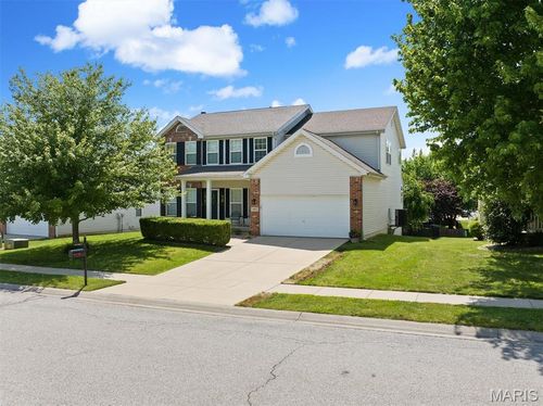 6817 Dunhill Dr, Fairview Heights, IL, 62208-2057 | Card Image