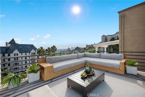 8246 Woodshill Trl, LOS ANGELES, CA, 90069-1636 | Card Image
