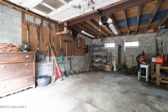 garageinside | Image 32