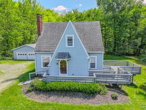 5186 Clay St, Geneva, OH, 44041-9117 | Card Image
