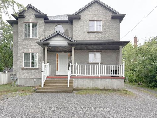 4405 Simcoe St, Niagara Falls, ON, L2E1T7 | Card Image