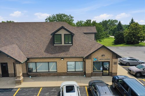 8779 W Laraway Rd, Frankfort, IL, 60423-9704 | Card Image