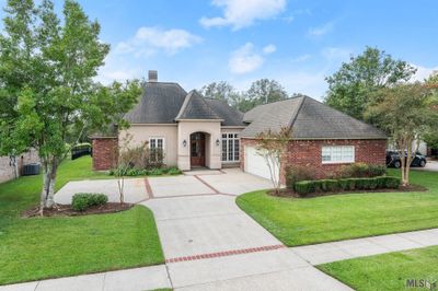 18319 Lake Harbor Ln, House other with 4 bedrooms, 3 bathrooms and null parking in Prairieville LA | Image 1