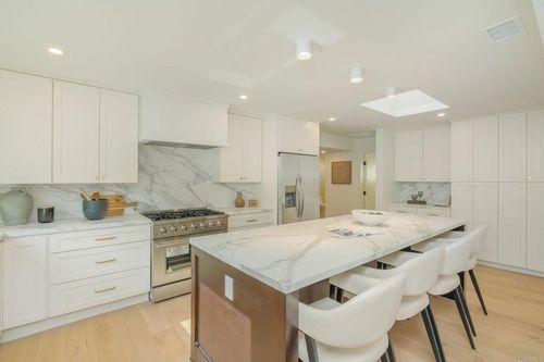 4210 Alcove Ave, Studio City, CA, 91604-1501 | Card Image