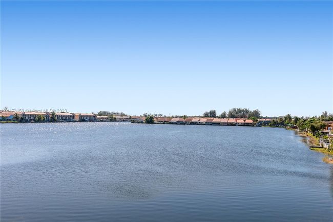 APT-7 - 2790 W 60 Th St, Condo with 2 bedrooms, 2 bathrooms and null parking in Hialeah FL | Image 9