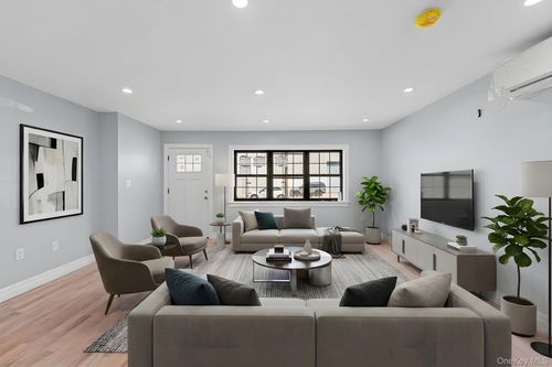 14590 226th St, Springfield Gardens, NY, 11413-3528 | Card Image