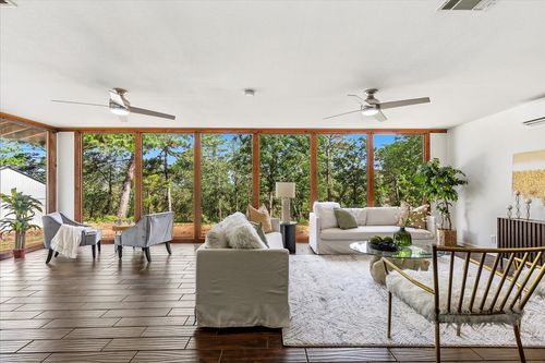 28 Lost Pines Ave, Bastrop, TX, 78602-3501 | Card Image
