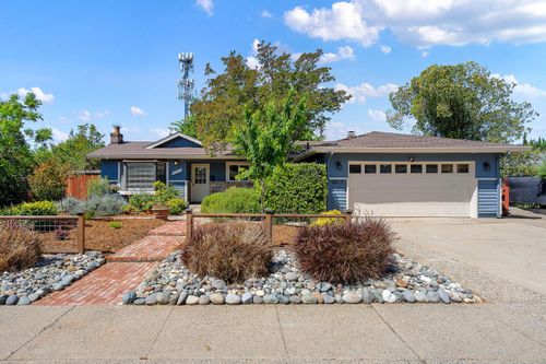 2813 Panay Ct, Carmichael, CA, 95608-4813 | Card Image