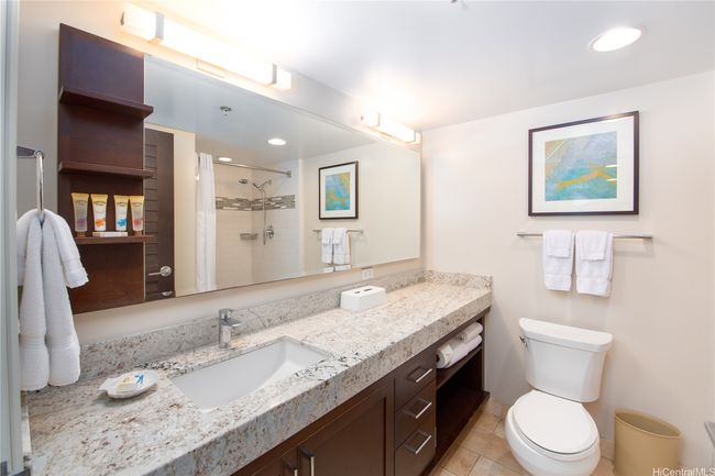 APT-2430 - 1777 Ala Moana Blvd, Condo with 1 bedrooms, 1 bathrooms and null parking in Honolulu HI | Image 6