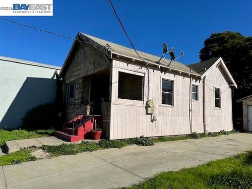 1024 50th Ave, Oakland, CA, 94601-5128 | Card Image
