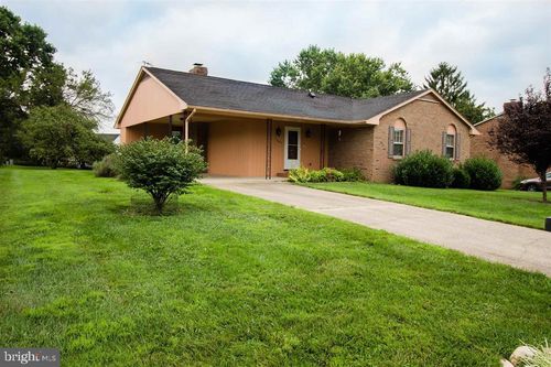 1065 Bobwhite Pl, Harrisonburg, VA, 22802-4908 | Card Image