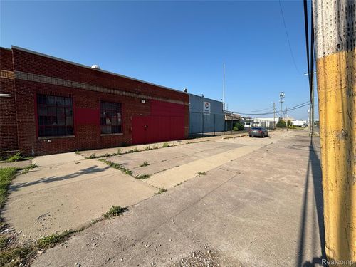 14330 Joy Rd, Detroit, MI, 48228-2402 | Card Image