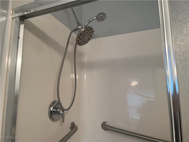 Walk In Shower | Image 12