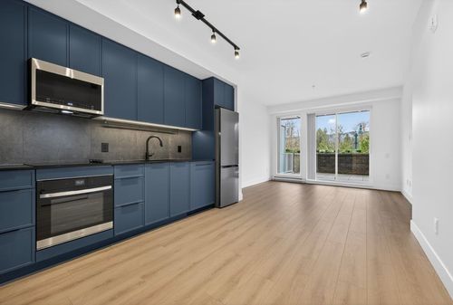 213-3055 Murray St, Port Moody, BC, V3H0P4 | Card Image