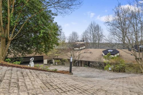130 Huntcliff Pt, Sandy Springs, GA, 30350-1601 | Card Image
