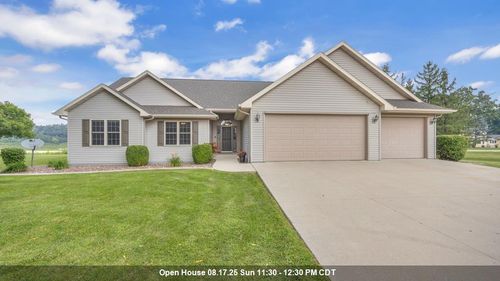 N5633 Valley Court, Fond Du Lac, WI, 54937 | Card Image