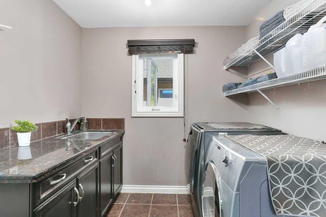 16 Oakwood Close, House other with 5 bedrooms, 4 bathrooms and 6 parking in Red Deer AB | Image 13